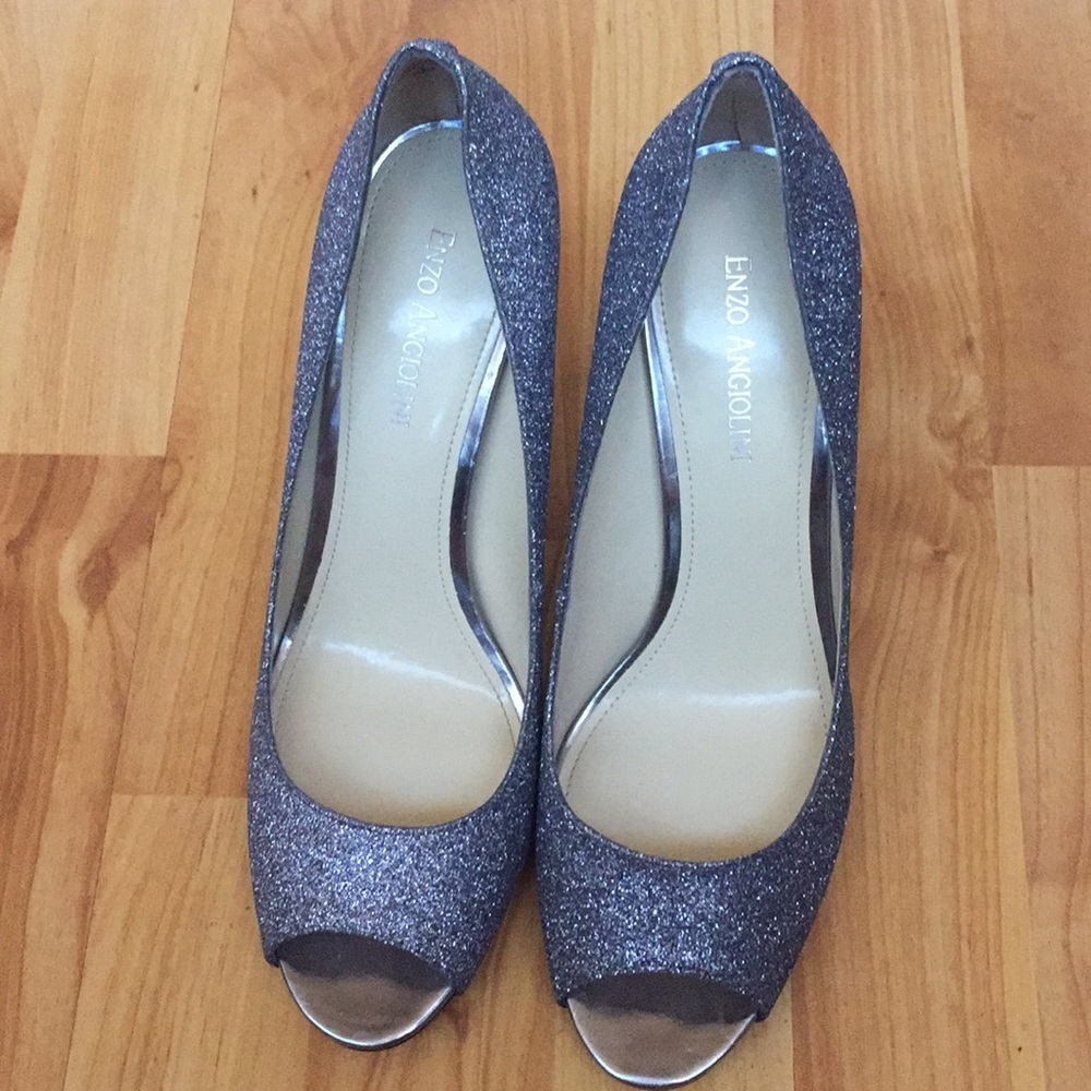 Enzo Angiolini silver glitter heels US8